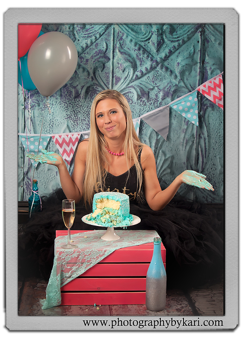 SE-MN-Adult-Cake-Smash-Portrait-Photographer3