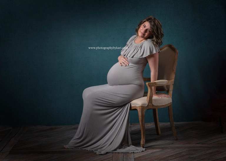 sitting maternity portrait