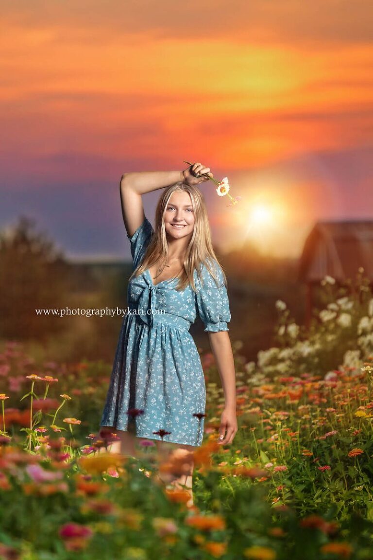 SE MN Senior girl portrait taken at sunset at Bloom Berry Farm by Photography by Kari
