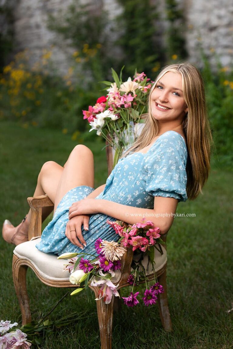 SE MN Senior girl portrait  at Masonic Park in Spring Valley, MN  by Photography by Kari